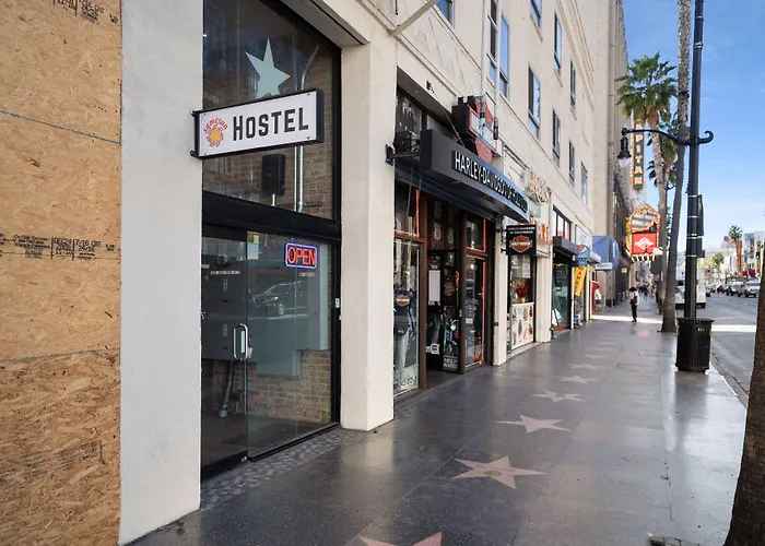 Samesun Hollywood &